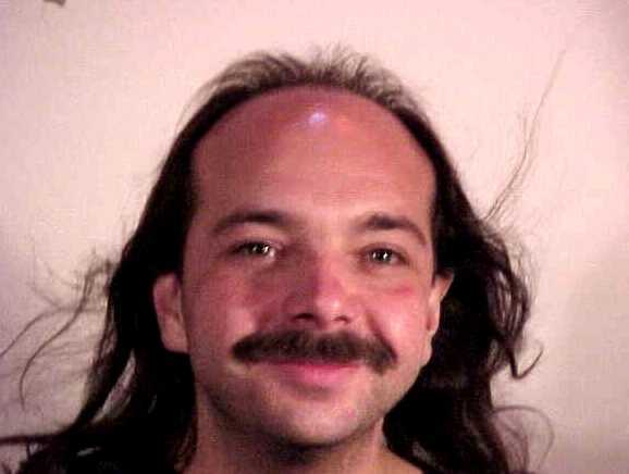 karl2.jpg (133774 bytes)